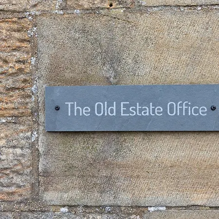 Finest Retreats - The Old Estate Office Nr Hall Holiday home