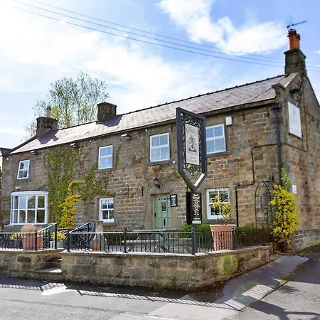 Finest Retreats - The Old Estate Office Nr Hall *